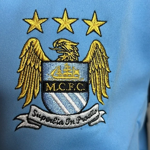 Vintage Manchester City FC Umbro Training Top - Official Teamwear - Picture 8 of 9